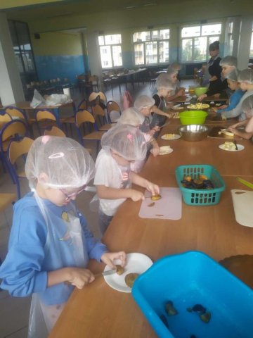 b_1024_768_0_00_images_2023_2024_Zerowki_Salatki_394564030_792231369371480_5162504185489891860_n